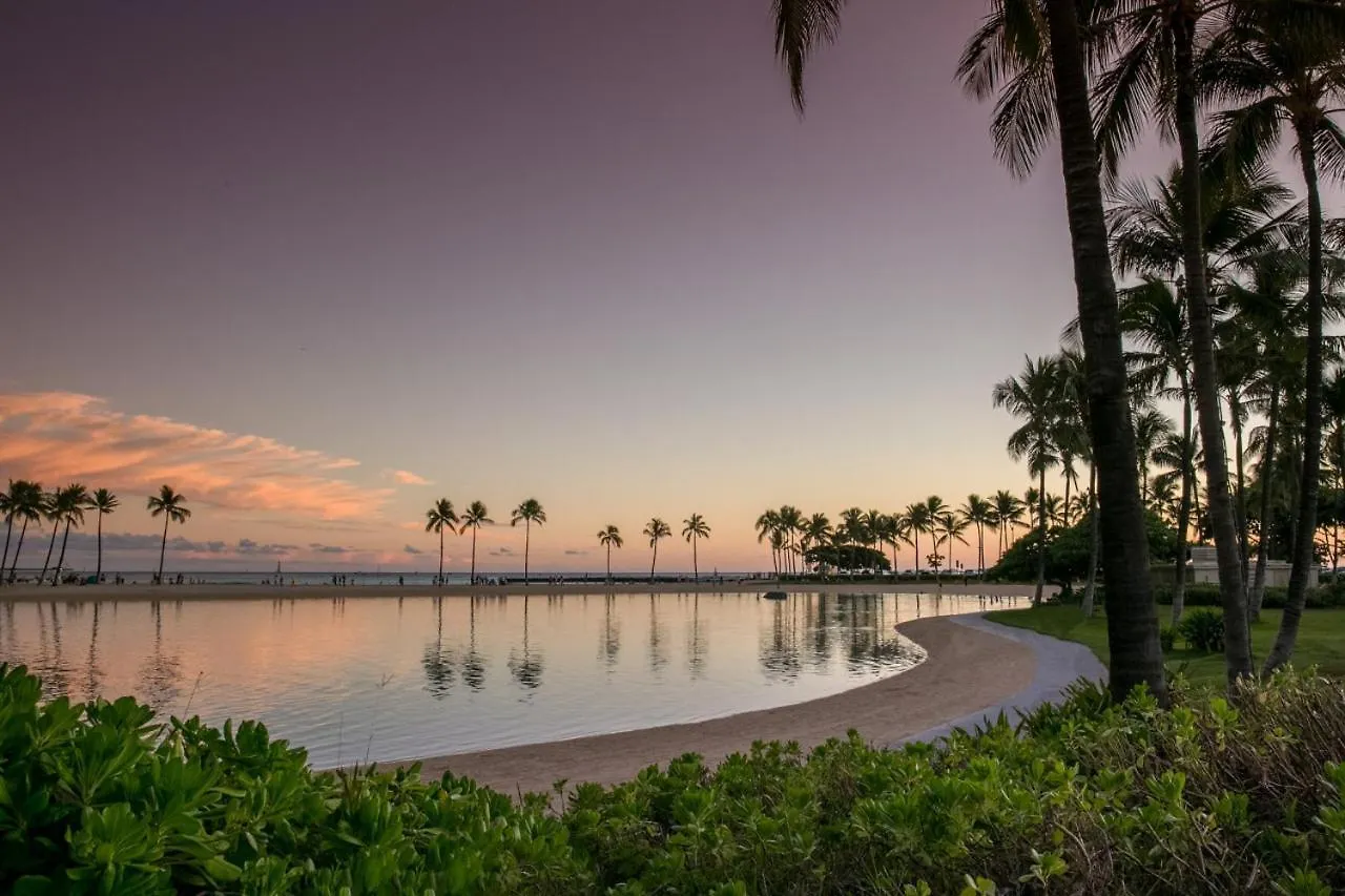 Ocean Front Amazing One Bedroom Condo Honolulu United States