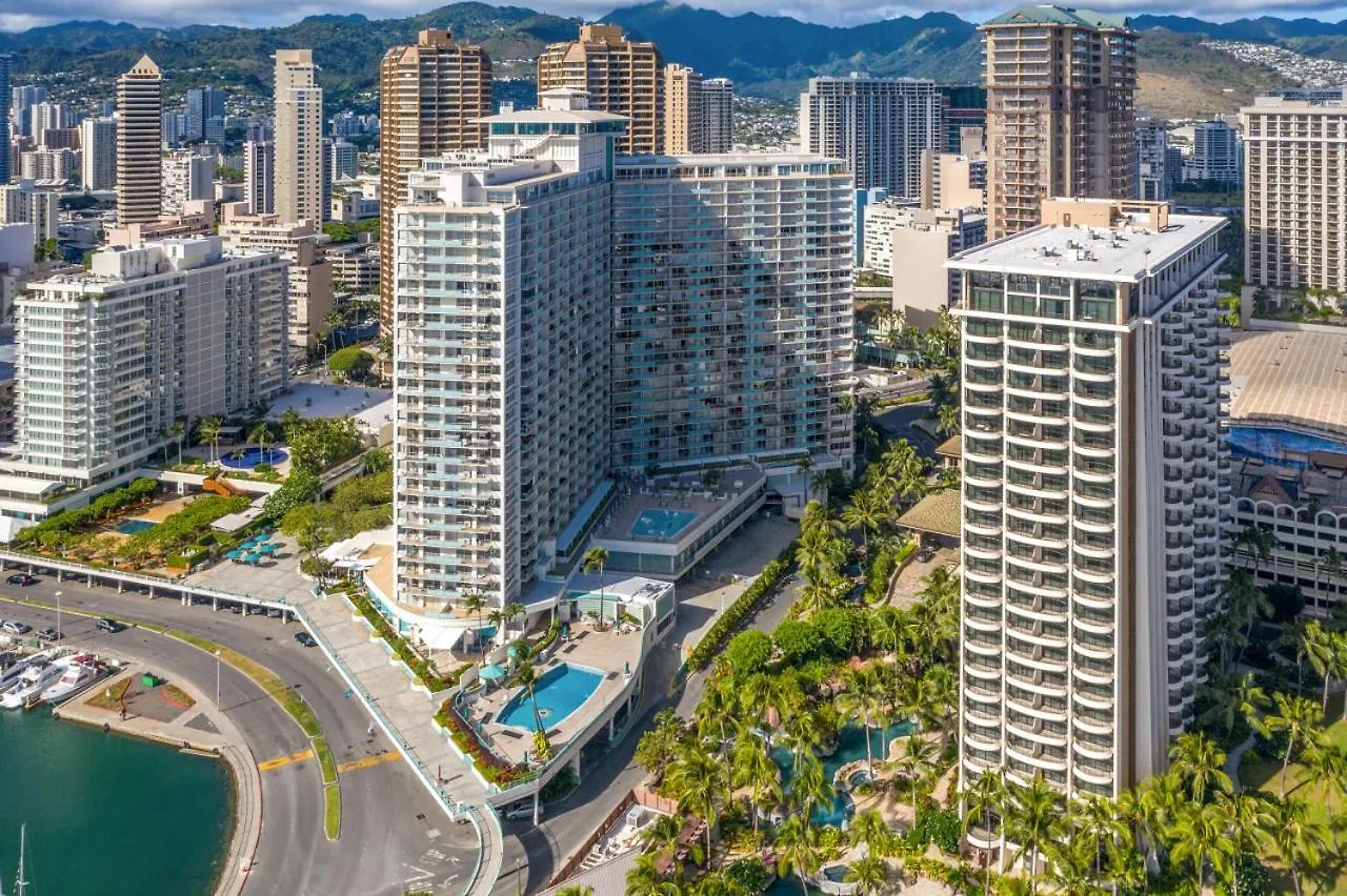 Ocean Front Amazing One Bedroom Condo Honolulu Holiday home
